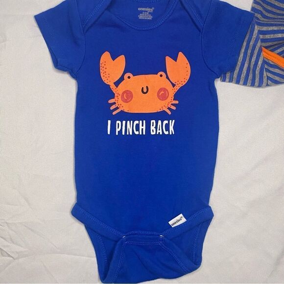2 Baby Onsie Brand Onsie’s Size 0-3M - Picture 2 of 5